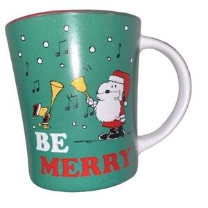 Peanuts green Snoopy Christmas mug